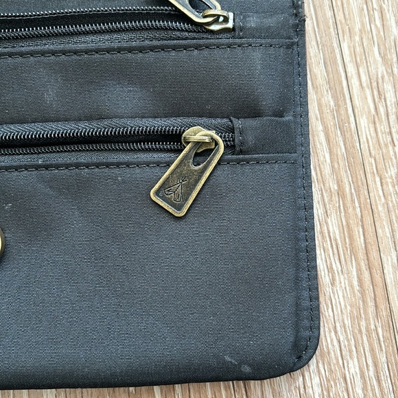 Pendleton slim wallet with strap, arrow path pattern, wool & leather - Picture 7 of 14